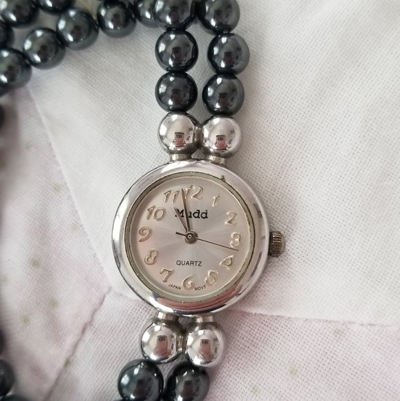 Vintage Mudd Women's Watch, dark gray beaded stretch band - Picture 3 of 3